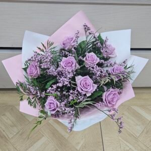 זר ורדים סגול